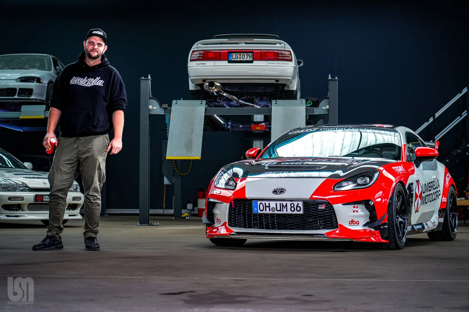 Umbrella Motocorp Werkstatt mit Toyota GR86